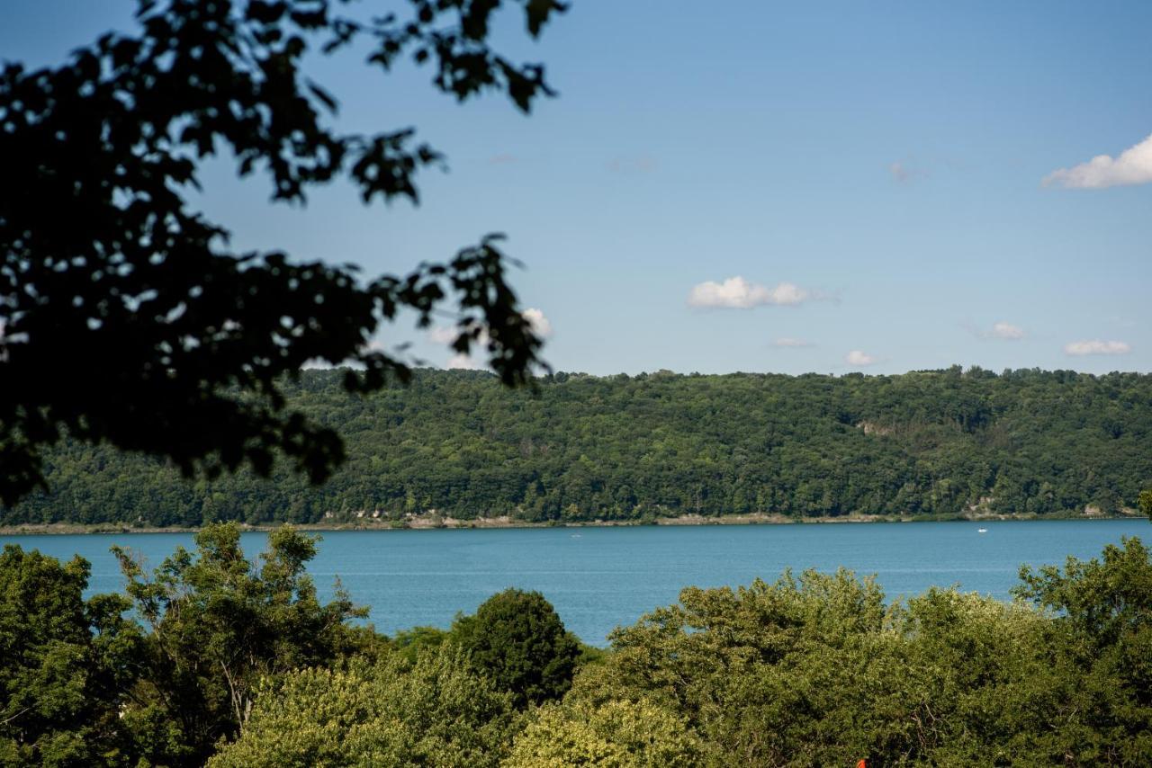 Inn At Taughannock Falls 4*