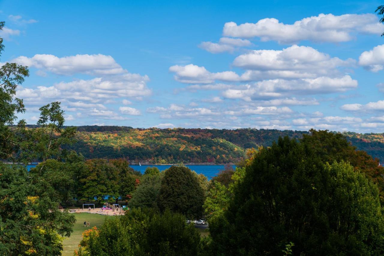 Inn At Taughannock Falls 4*