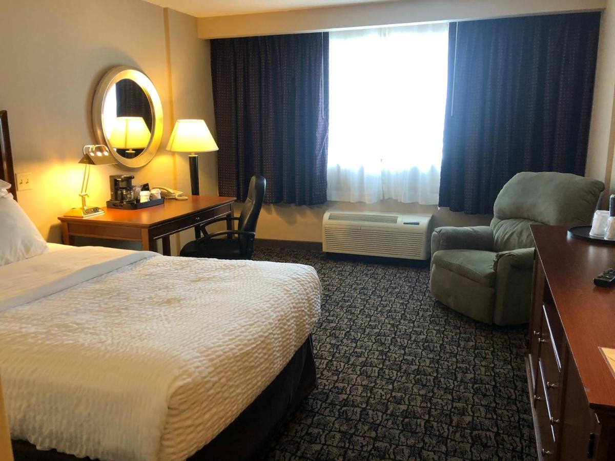 Cayuga Blu Hotel Ithaca