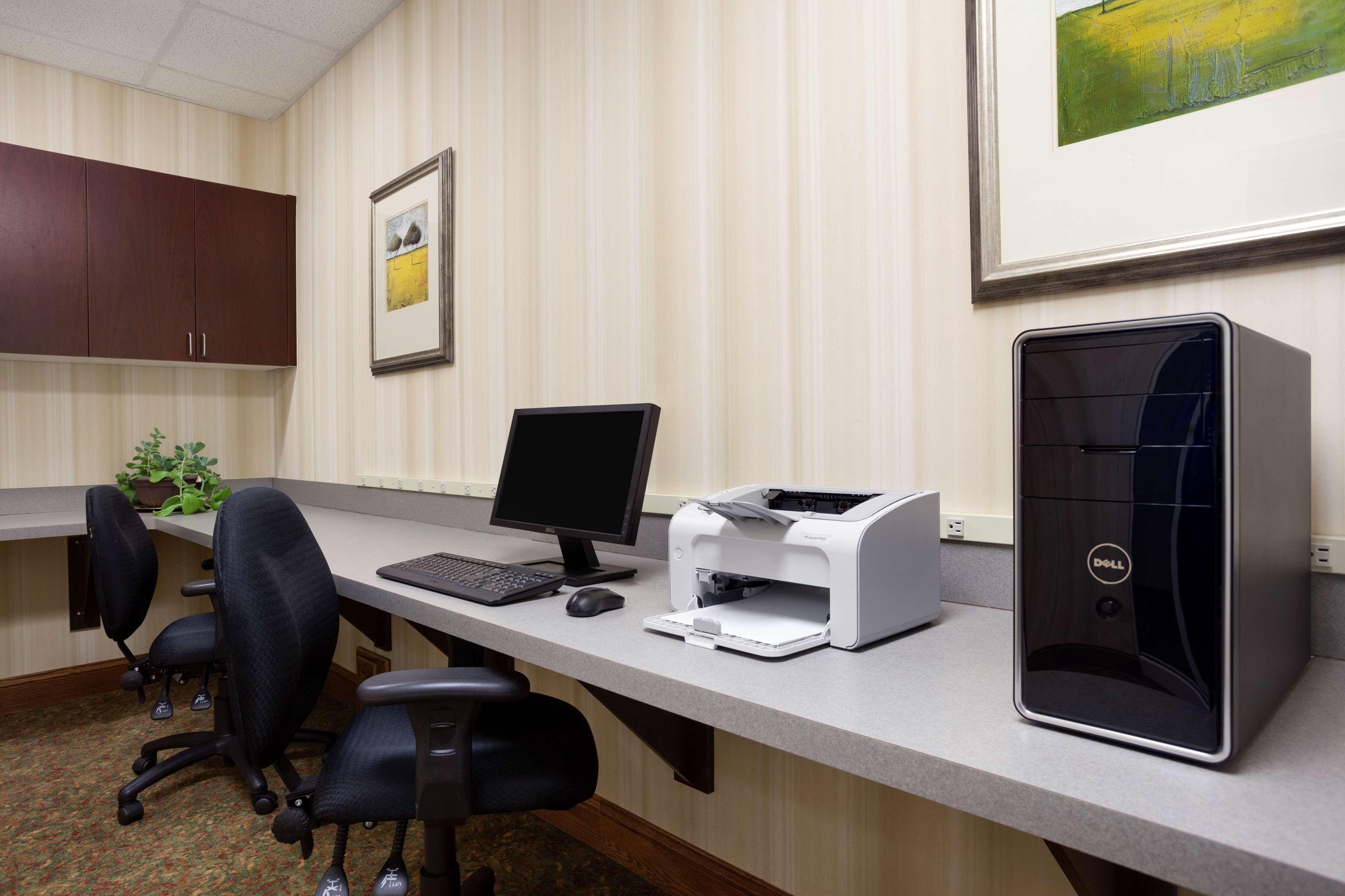 Country & By Radisson, Ithaca, Ny 3*