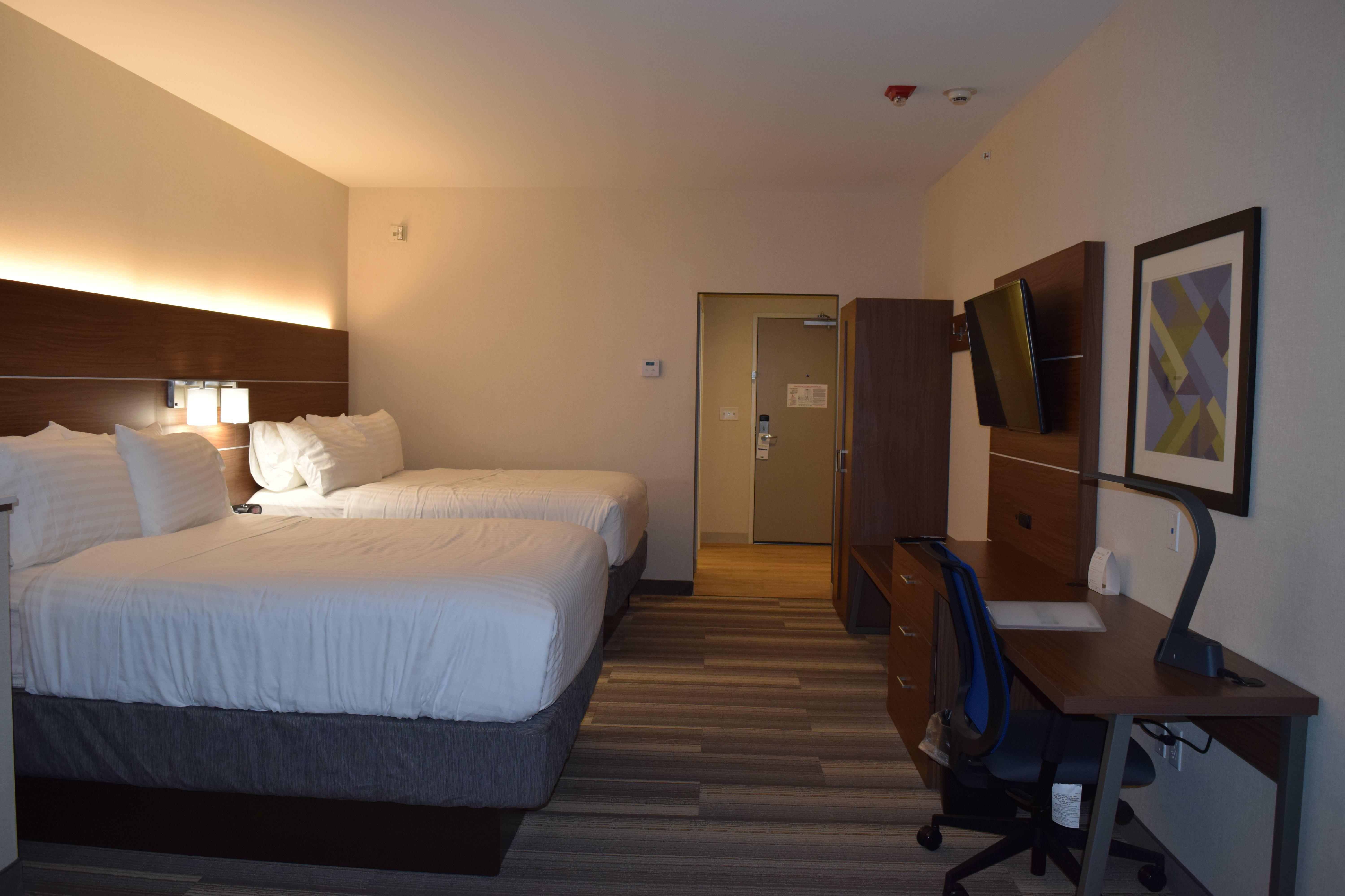 Express & By Ihg 3*
