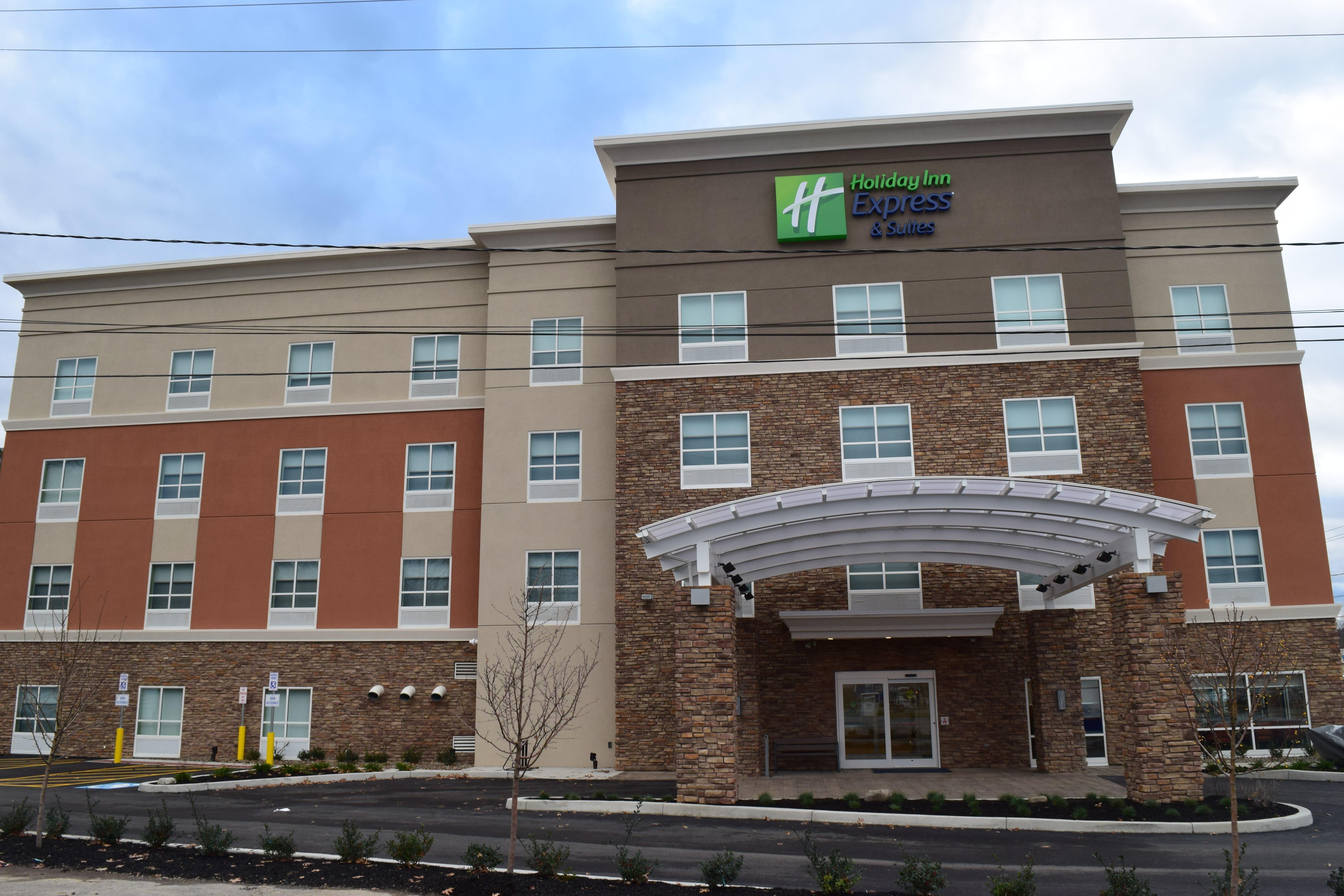Hotel Express & By Ihg