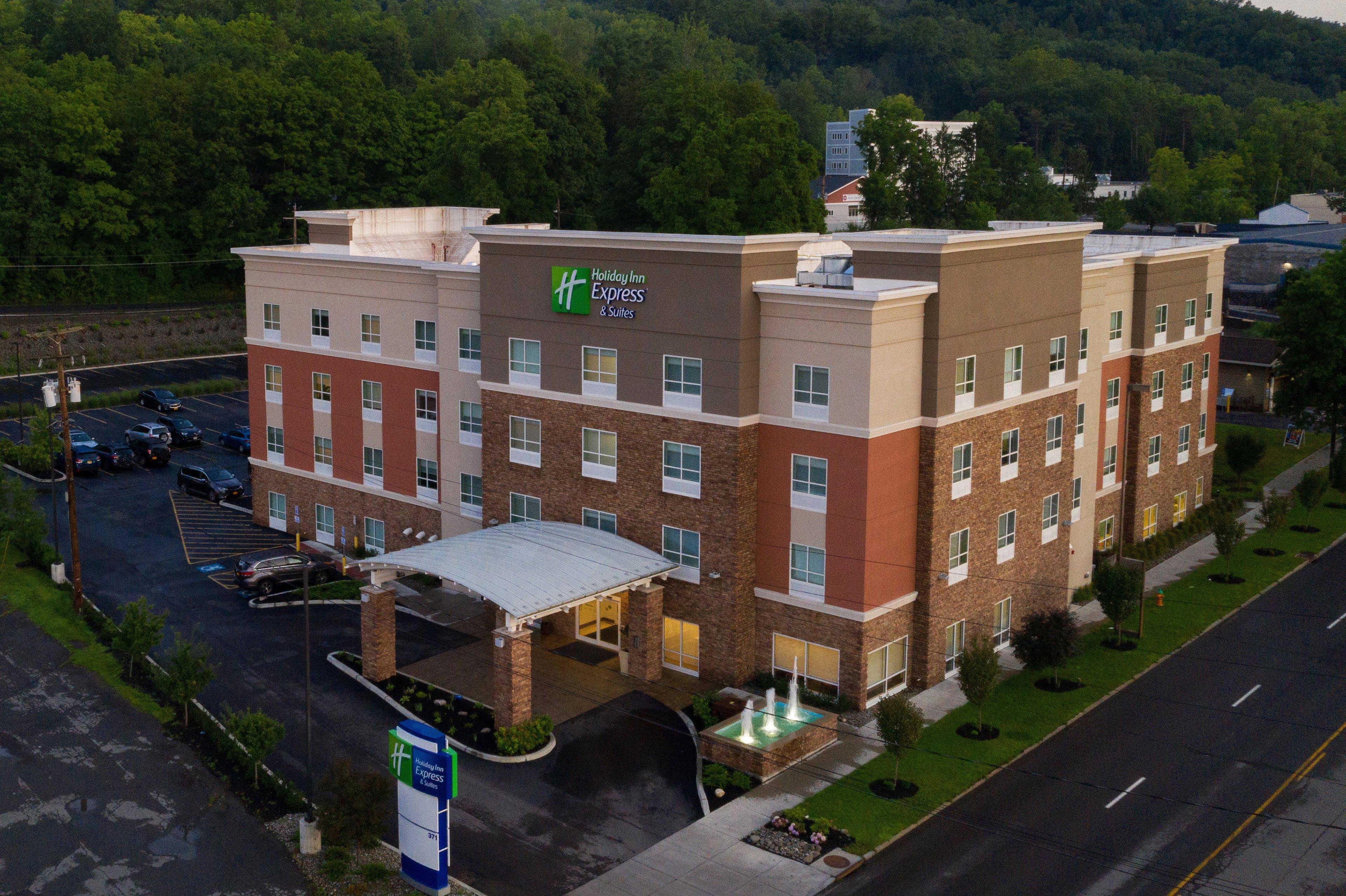 Hotel Express & By Ihg