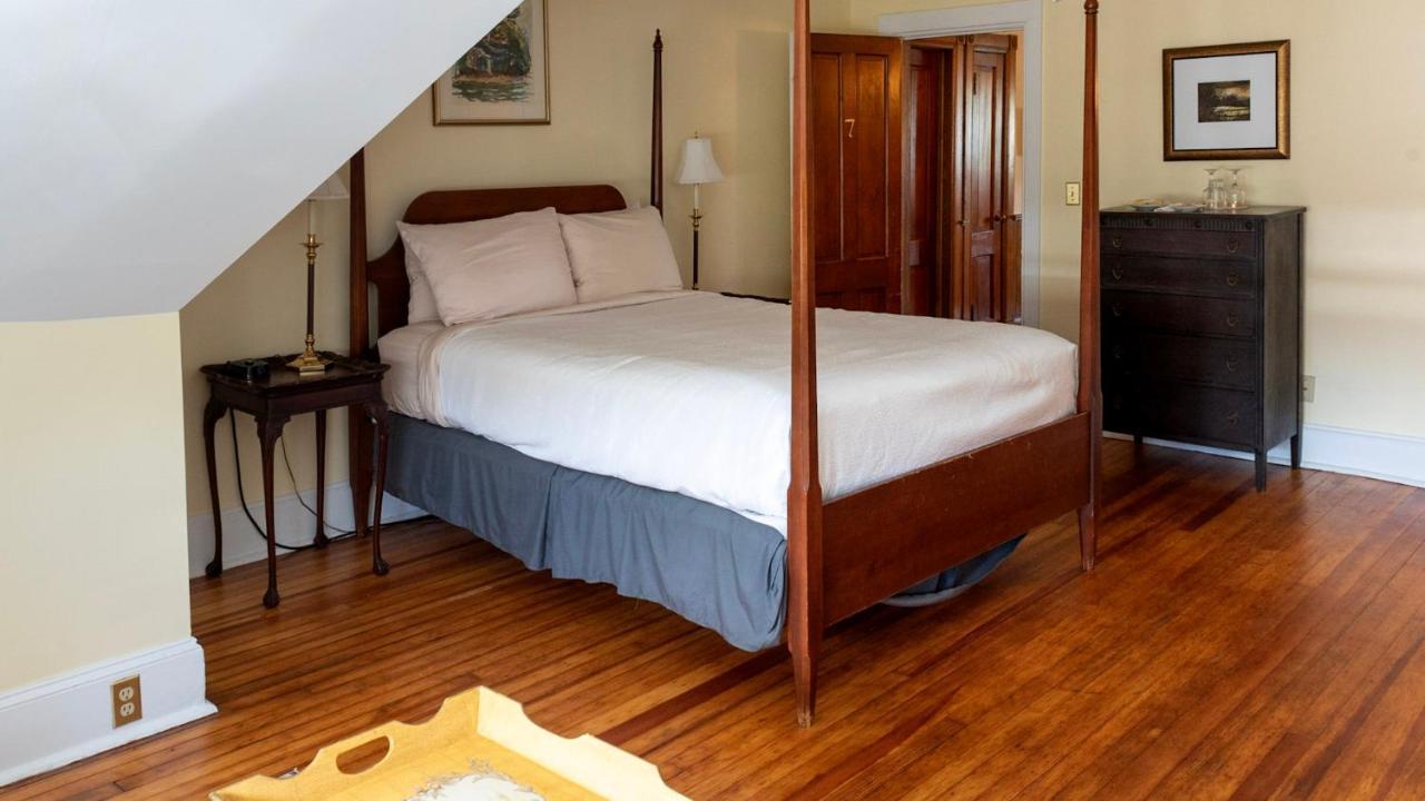 William Henry Miller 4* Ithaca