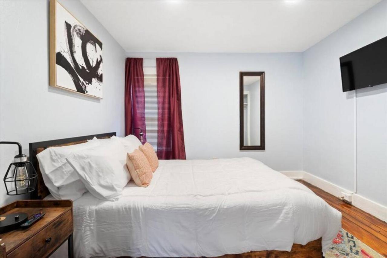Hot Tub! Close To Cornell, Ithaca College, Commons! *