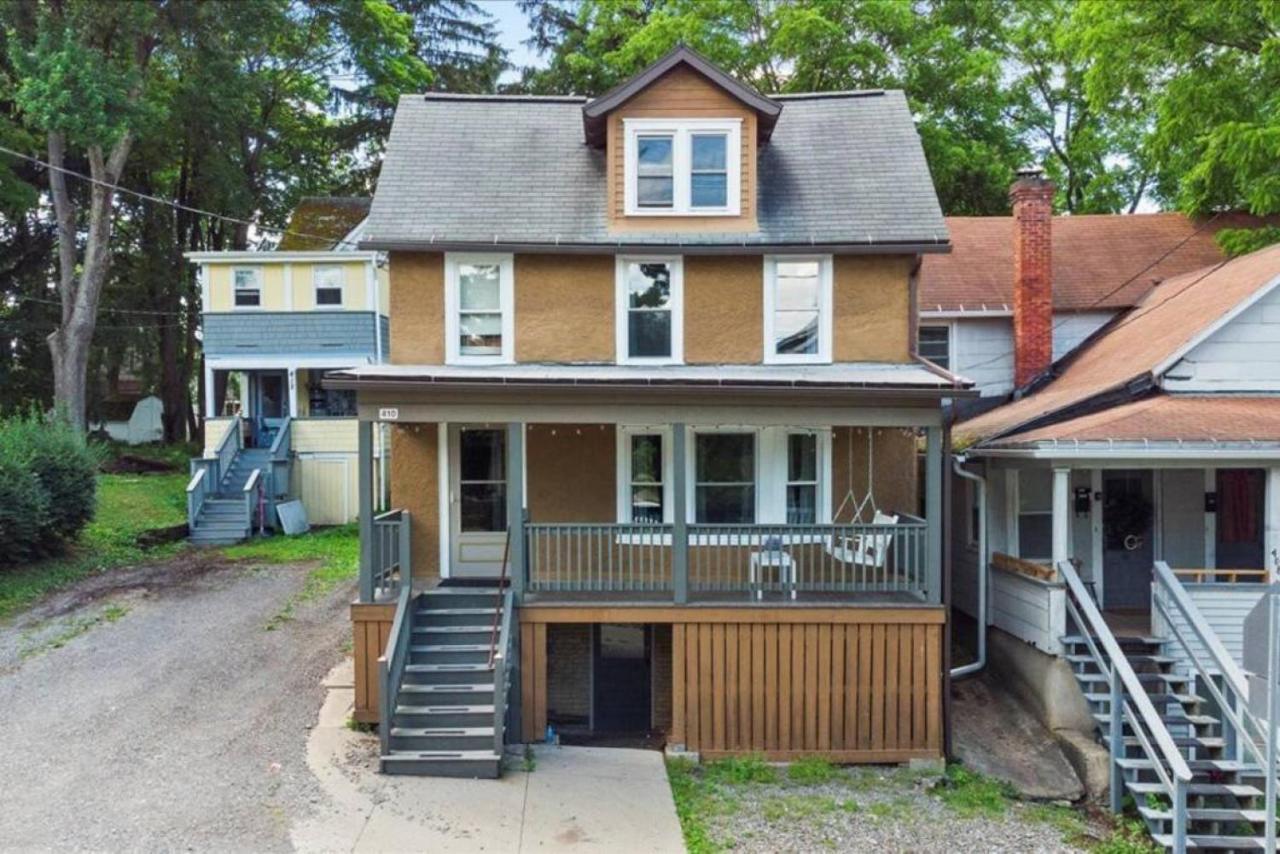 Holiday home Hot Tub! Close To Cornell, Ithaca College, Commons!