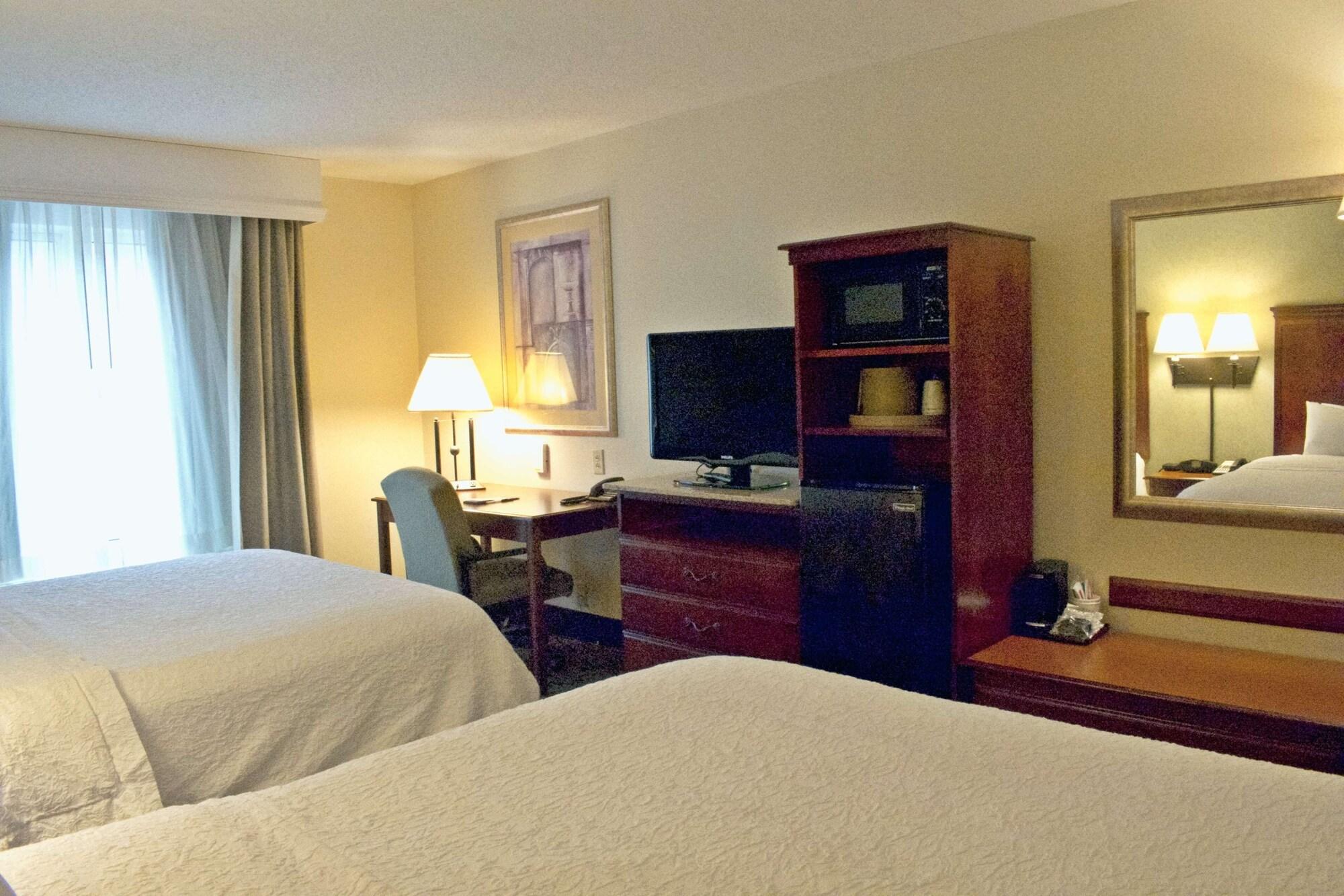 Hampton Hotel 3*