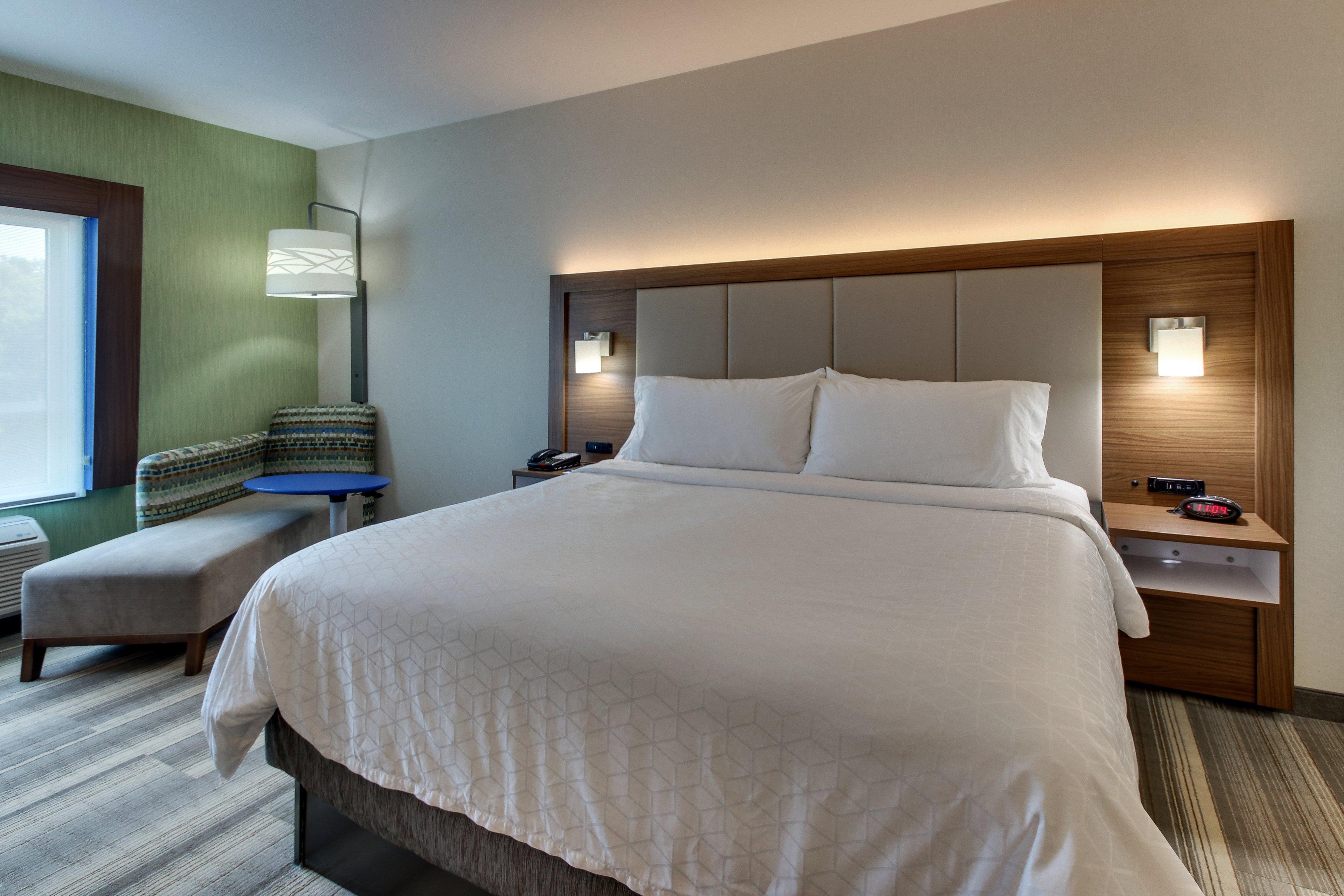 Express & By Ihg