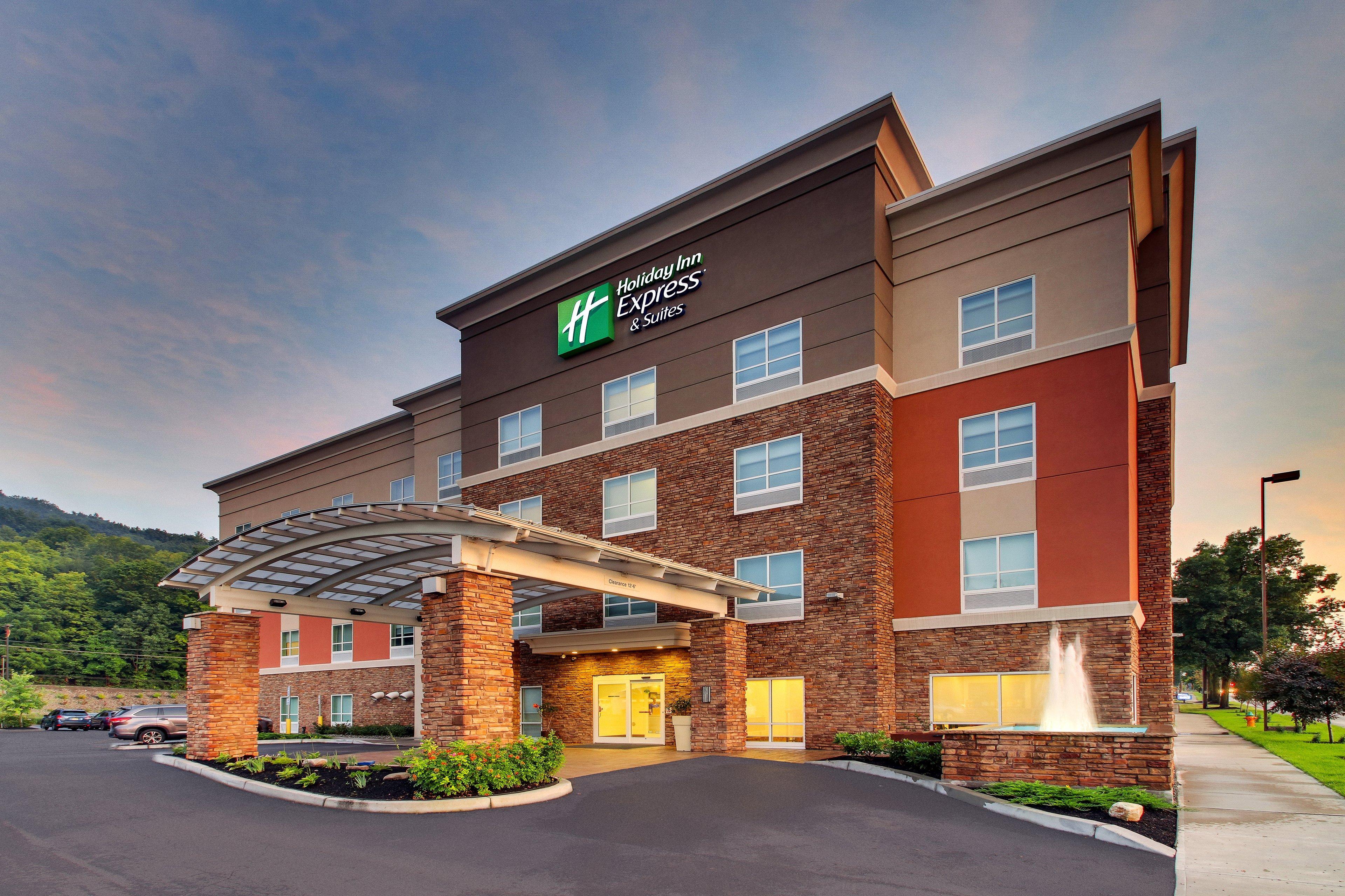 Express & By Ihg 3*