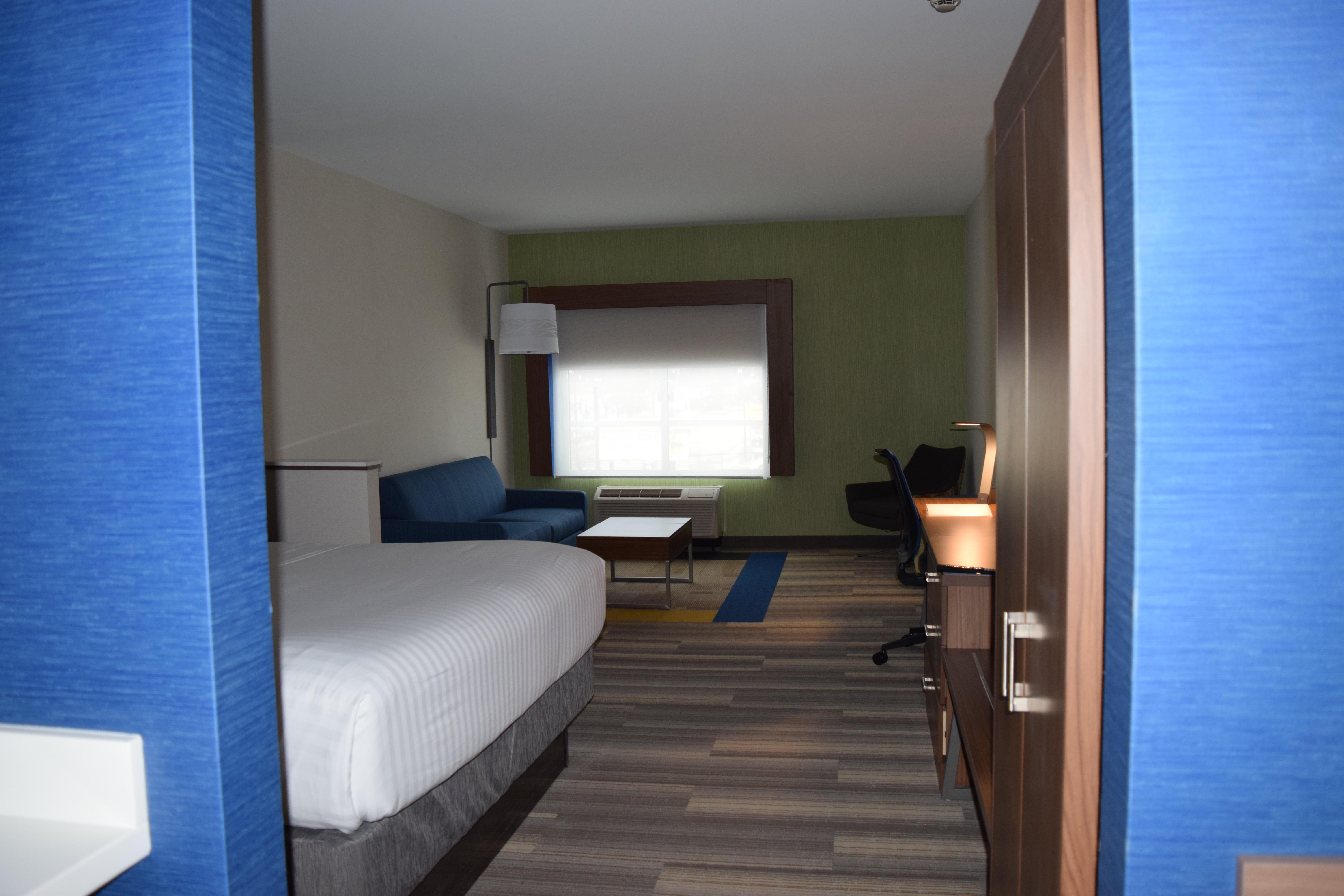 Hotel Express & By Ihg