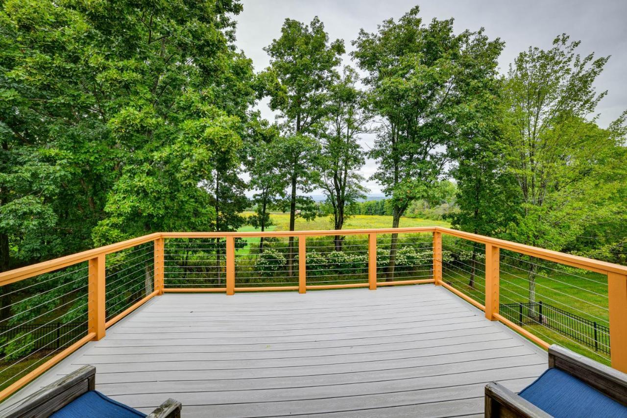Secluded Ithaca Home With Hot Tub About 5 Mi To Cornell! *
