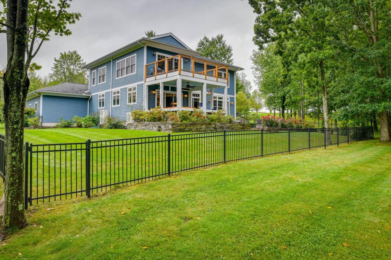 Secluded Ithaca Home With Hot Tub About 5 Mi To Cornell! *