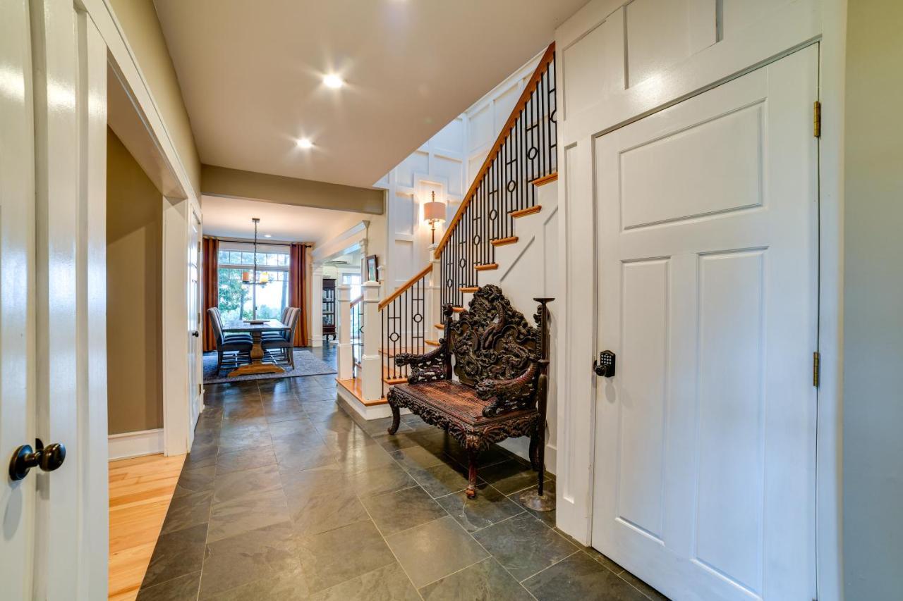 Secluded Ithaca Home With Hot Tub About 5 Mi To Cornell! *