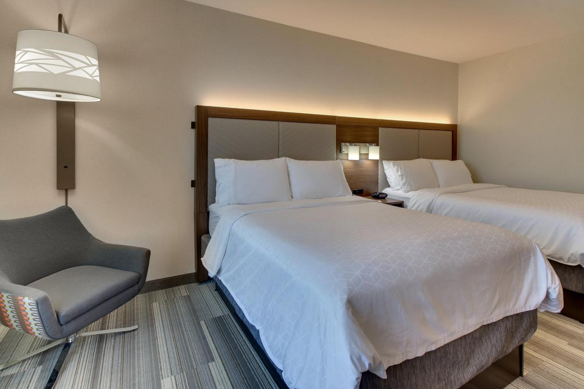 Express & By Ihg Hotel