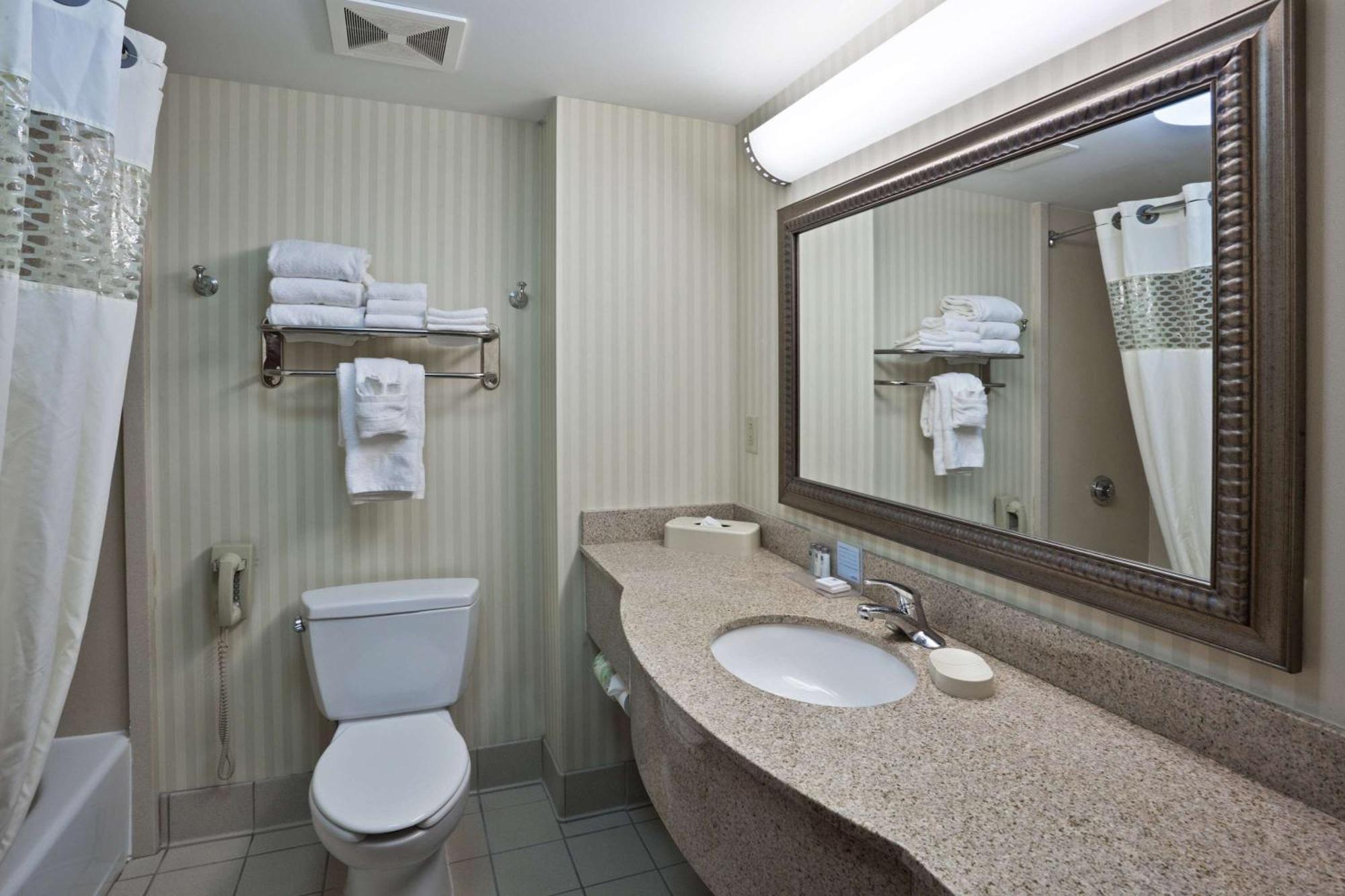 Hotel Hampton