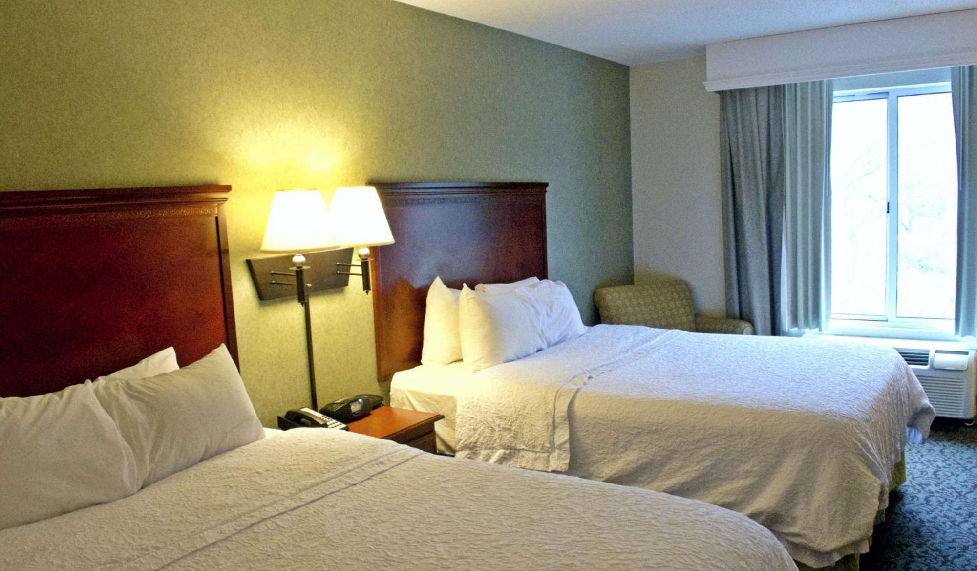 Hotel Hampton 3*