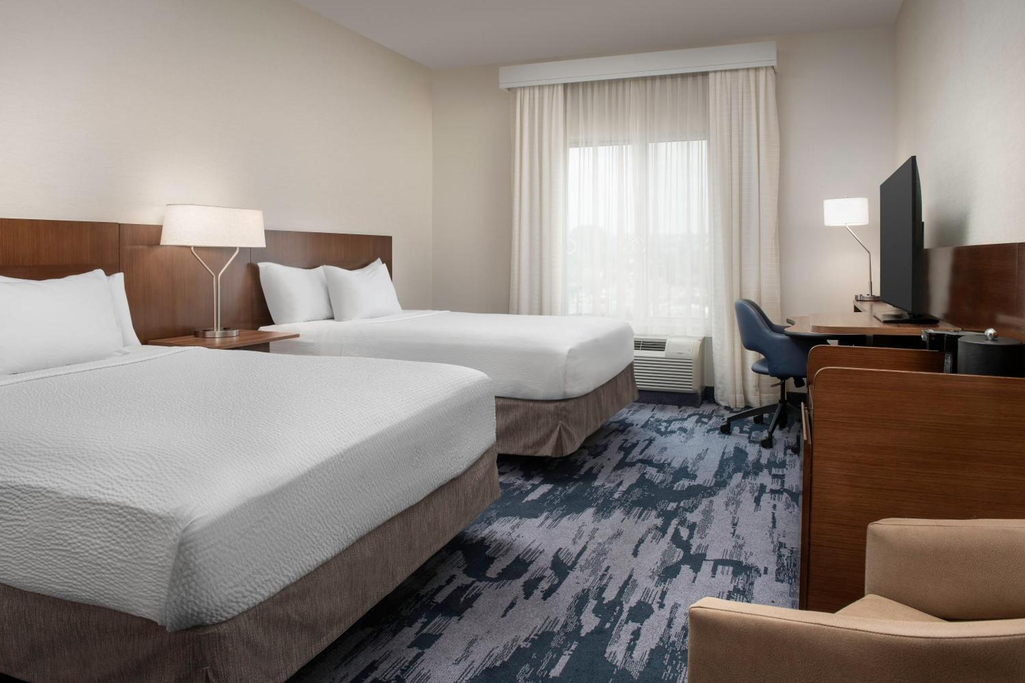 Fairfield & By Marriott Hotel 3*