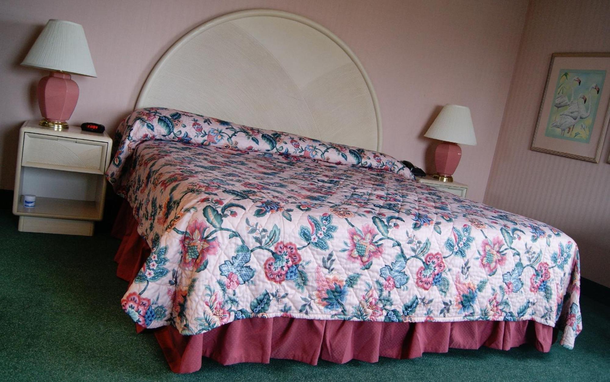 Meadow Court - 2* Ithaca