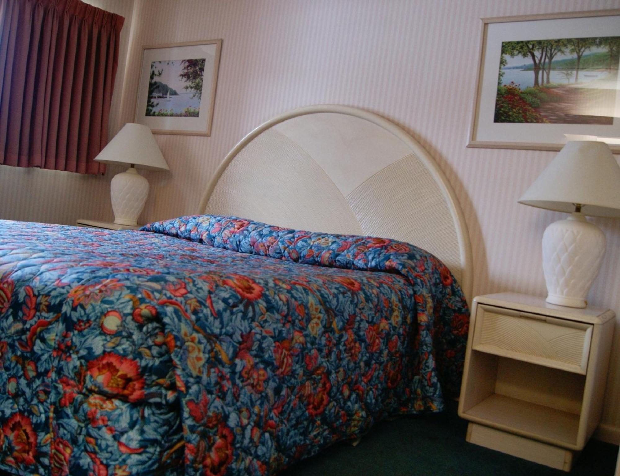 Meadow Court - Motel 2*