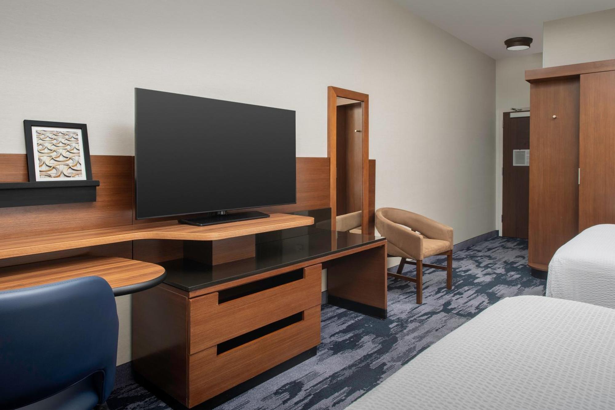 Hotel Fairfield & By Marriott