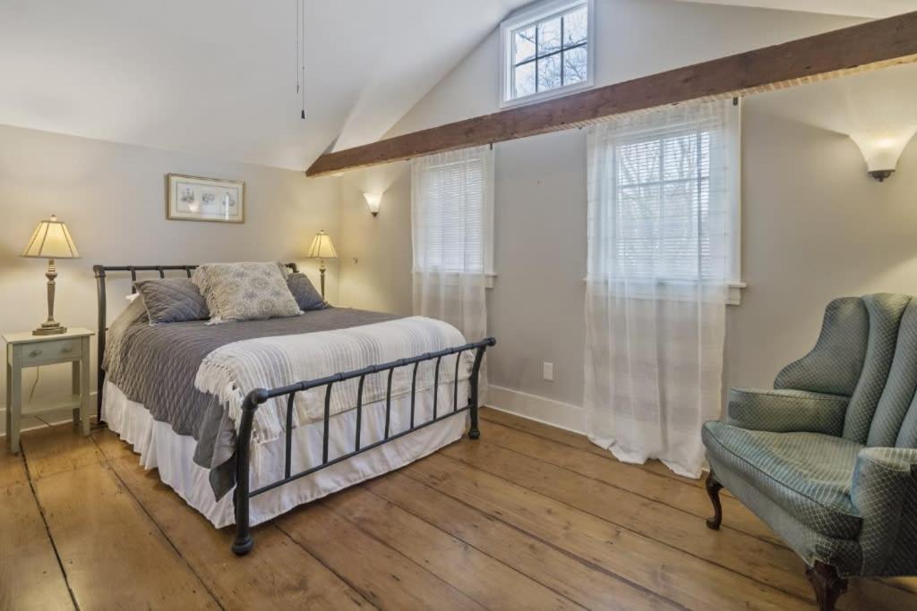 Historic Dewitt Park House With Yard In Downtown Holiday home Ithaca