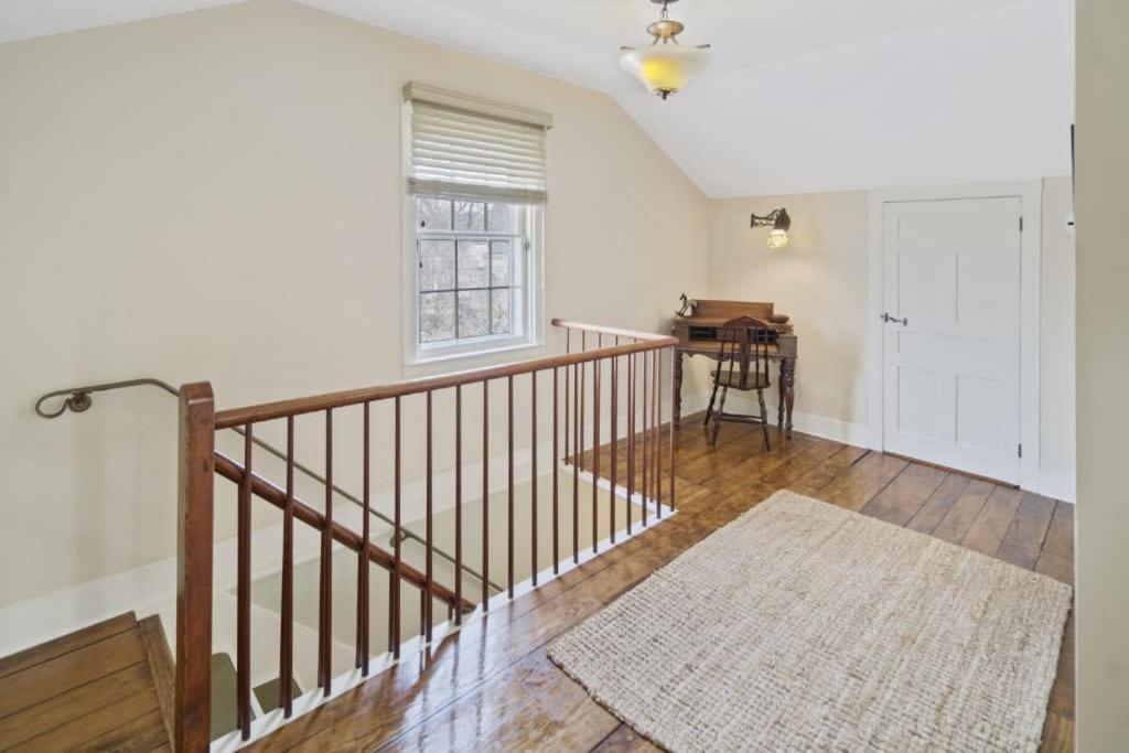 Historic Dewitt Park House With Yard In Downtown Ithaca