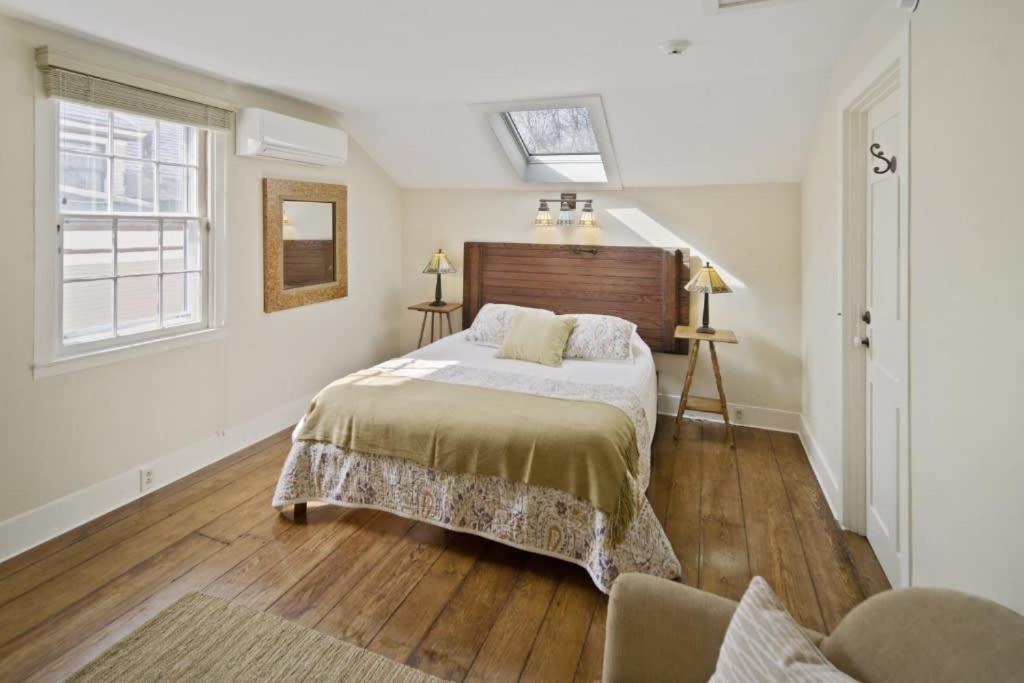 Historic Dewitt Park House With Yard In Downtown Holiday home Ithaca