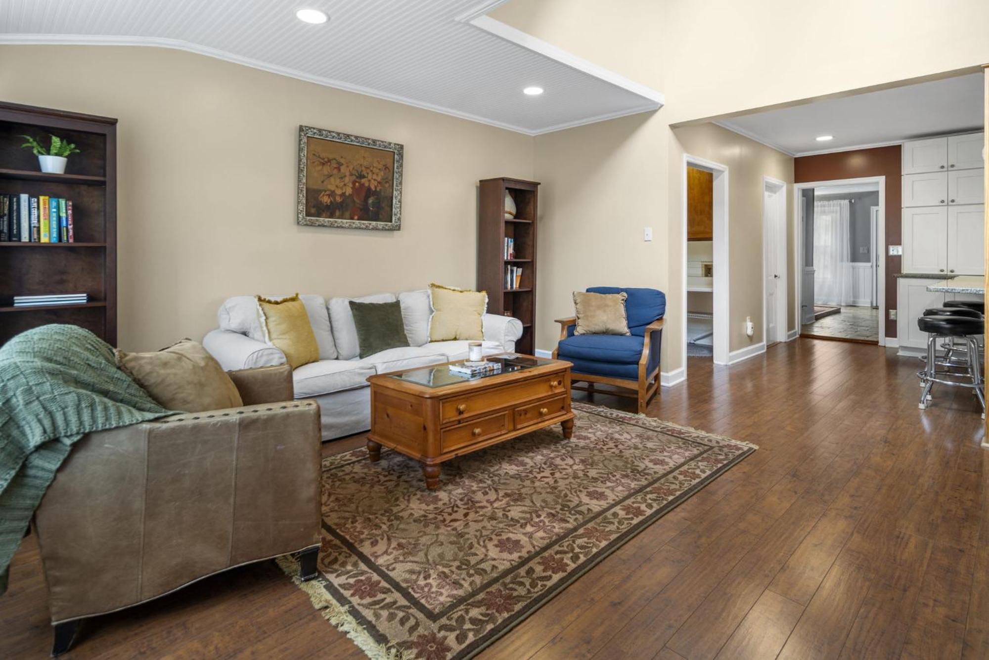 Peaceful Treman Park With Game Holiday home *