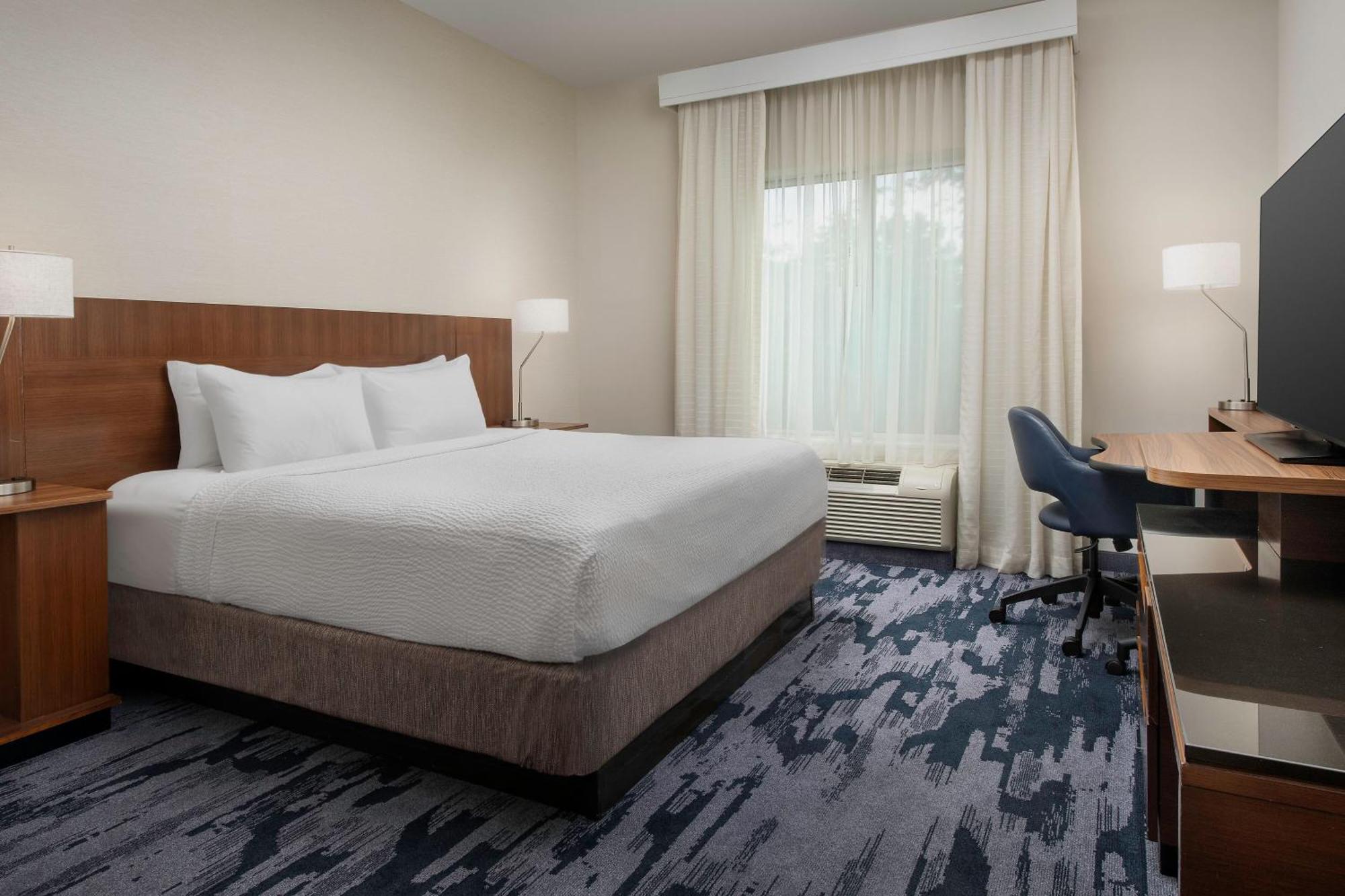 Fairfield & By Marriott Hotel