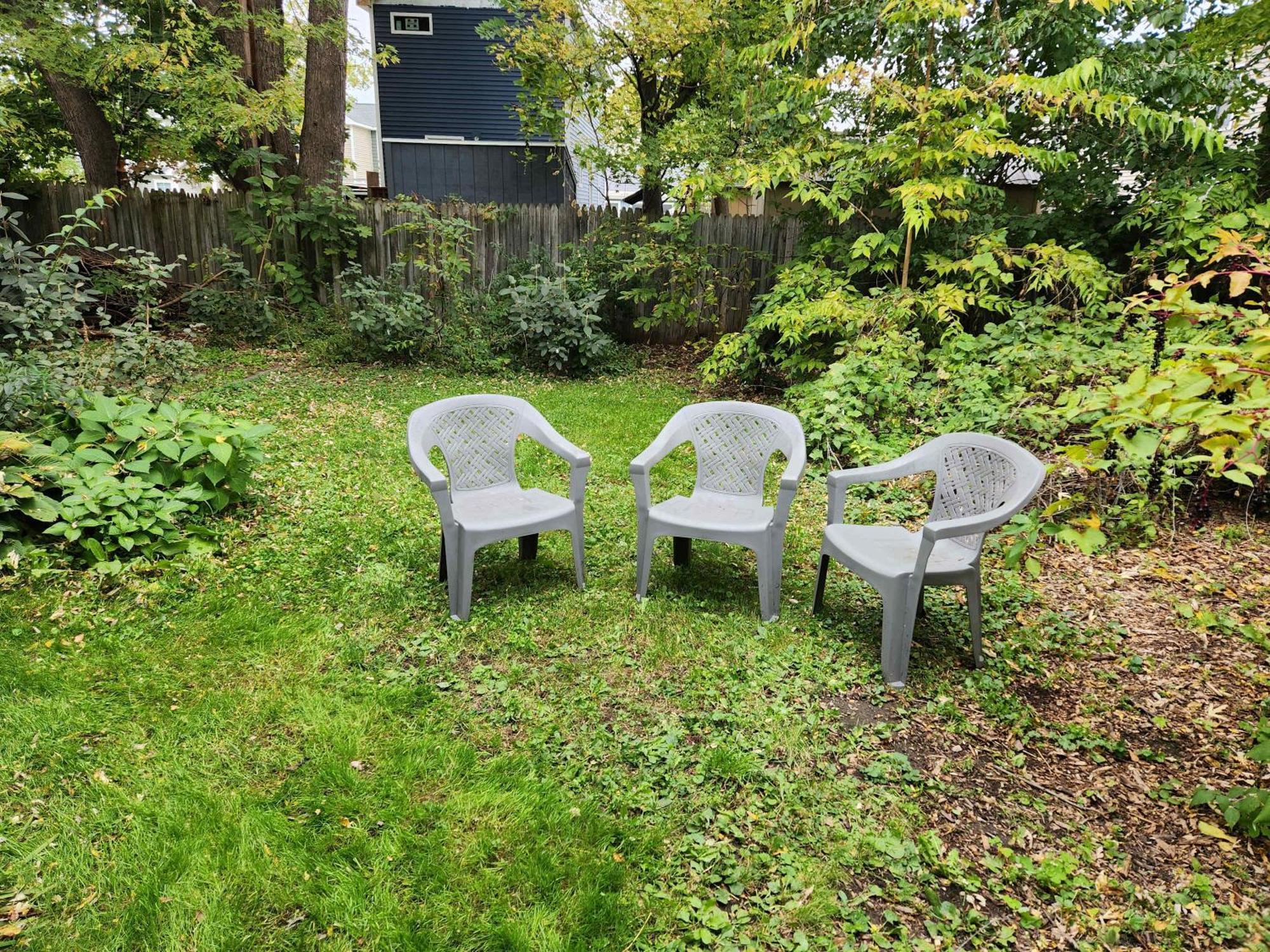 Cozy 3 Bedroom House In Downtown