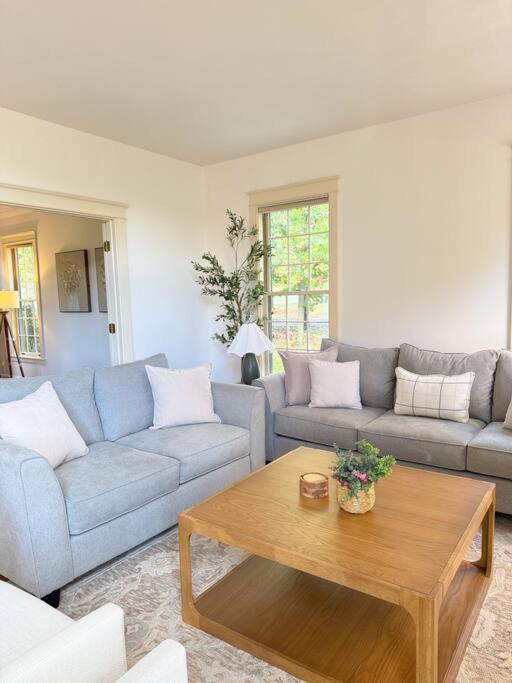 Cozy Retreat - Fenced Yard - 7 Min To Cornell Casa de férias Ithaca