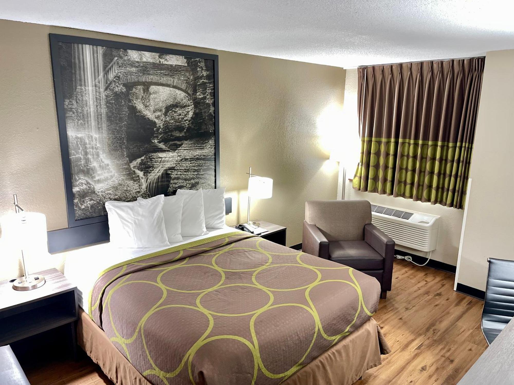 Super 8 By Wyndham 2*