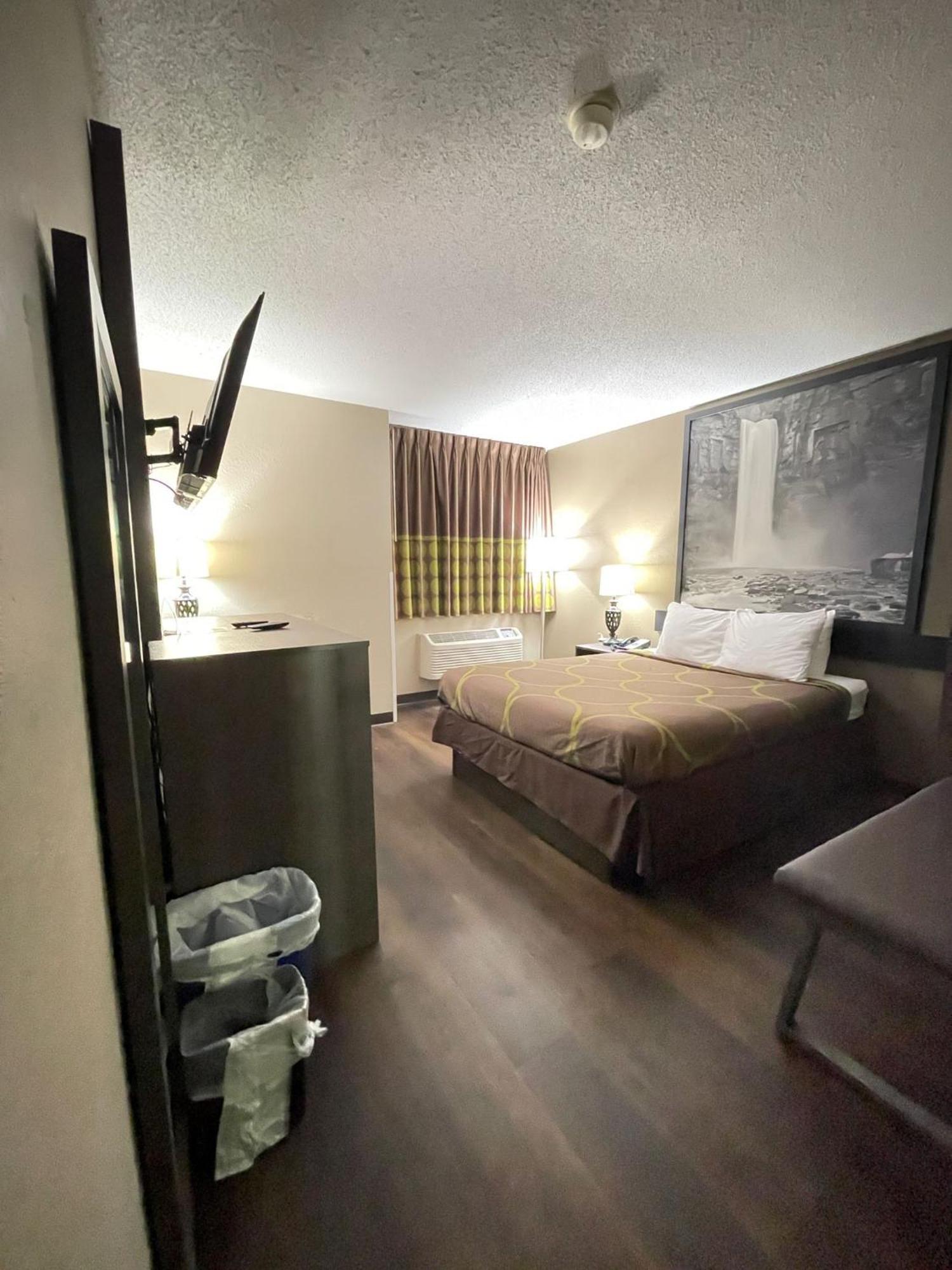 Super 8 By Wyndham 2* Ithaca