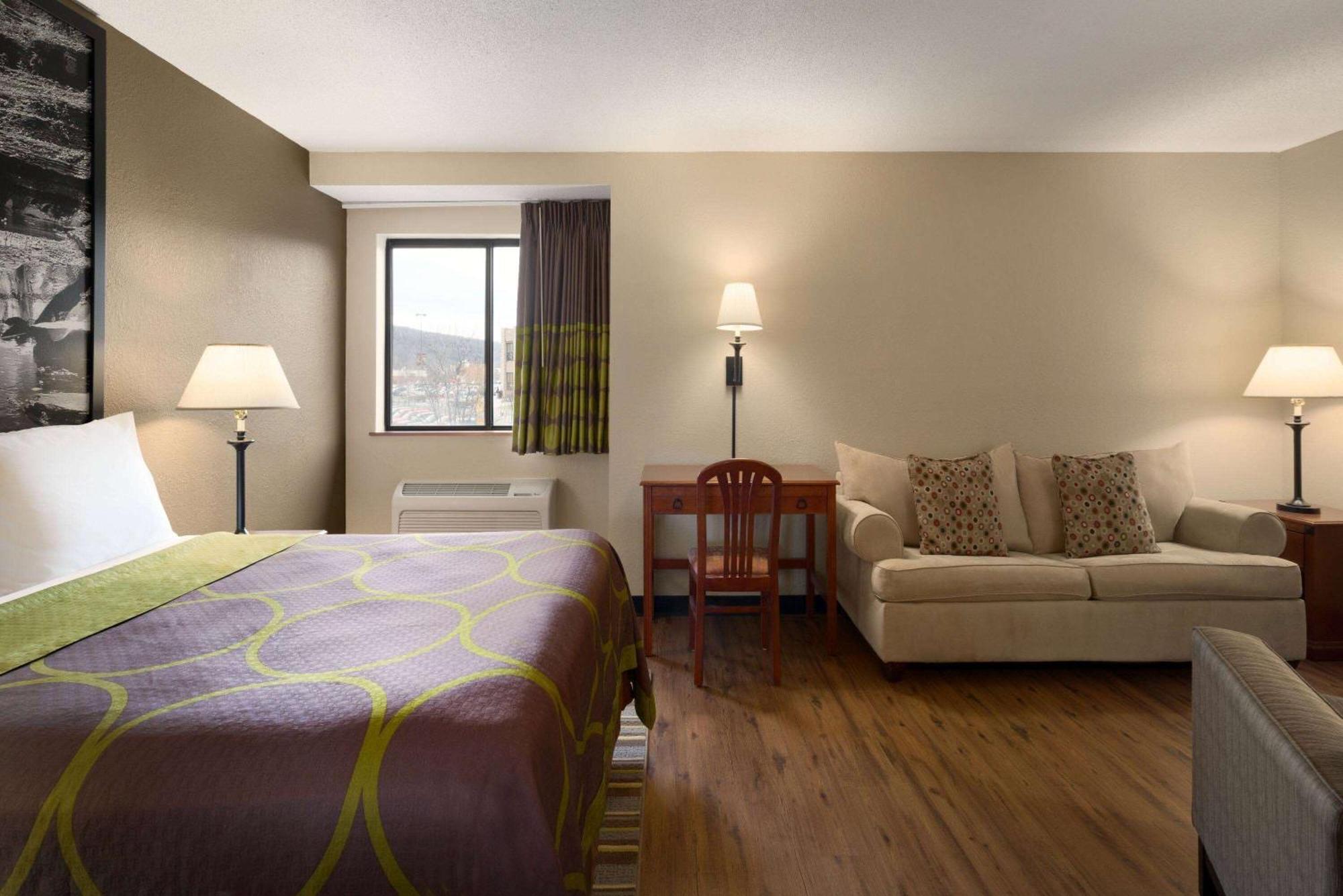 Super 8 By Wyndham