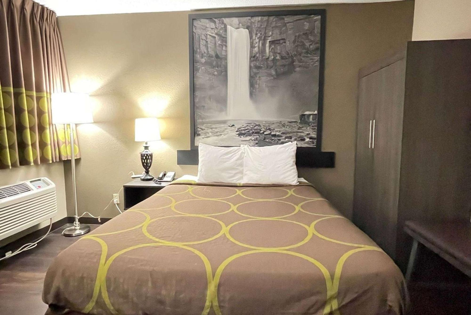 Super 8 By Wyndham Ithaca