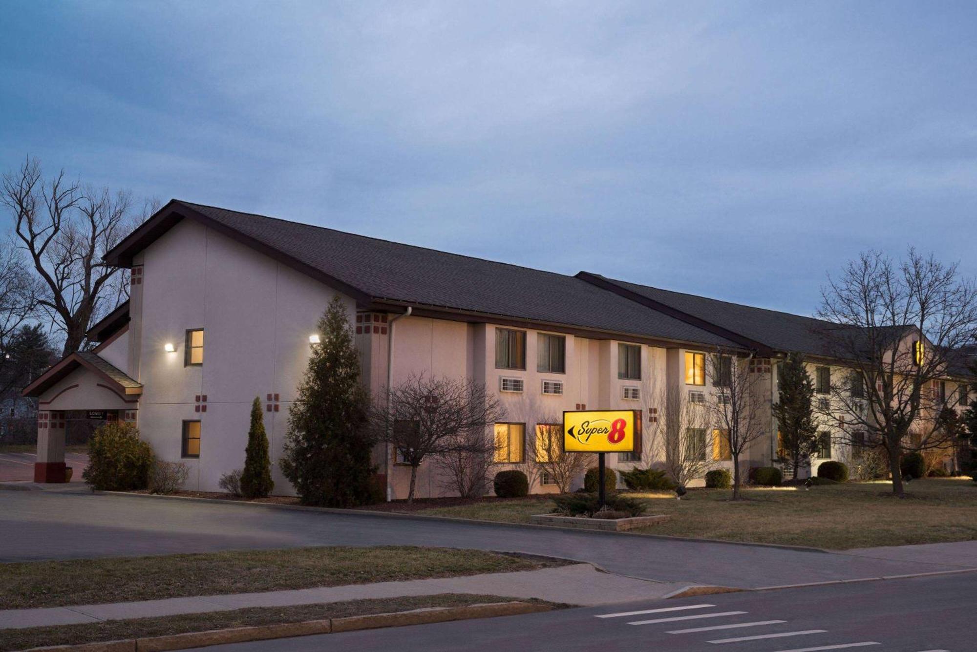 Super 8 By Wyndham