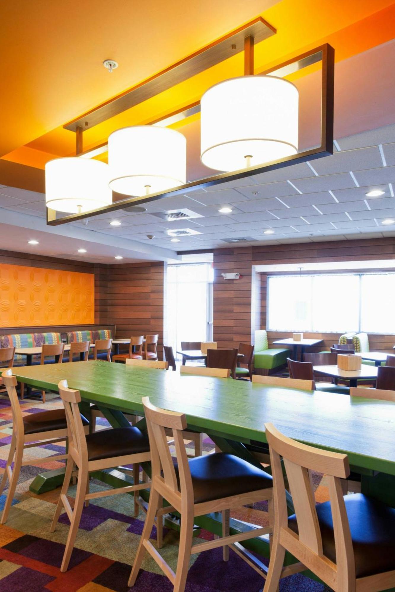 Hotel Fairfield & By Marriott 3*