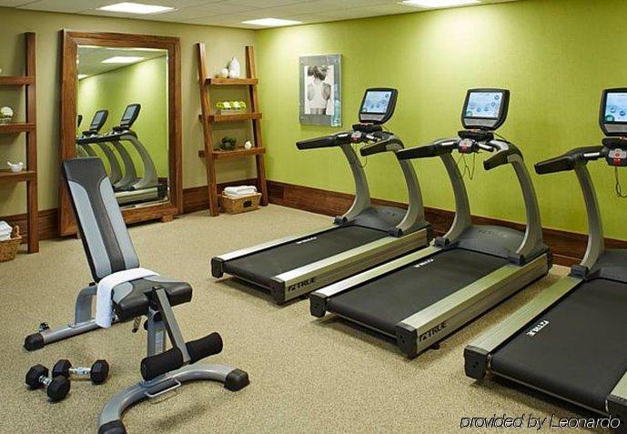 Hotel Courtyard By Marriott Airport/university