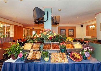 Clarion & Conference Center 3* Ithaca