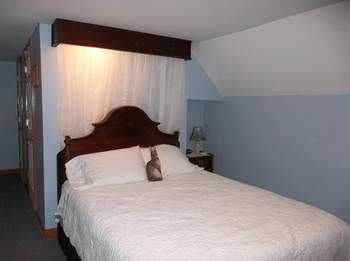Bunny Trail Hotel 4*