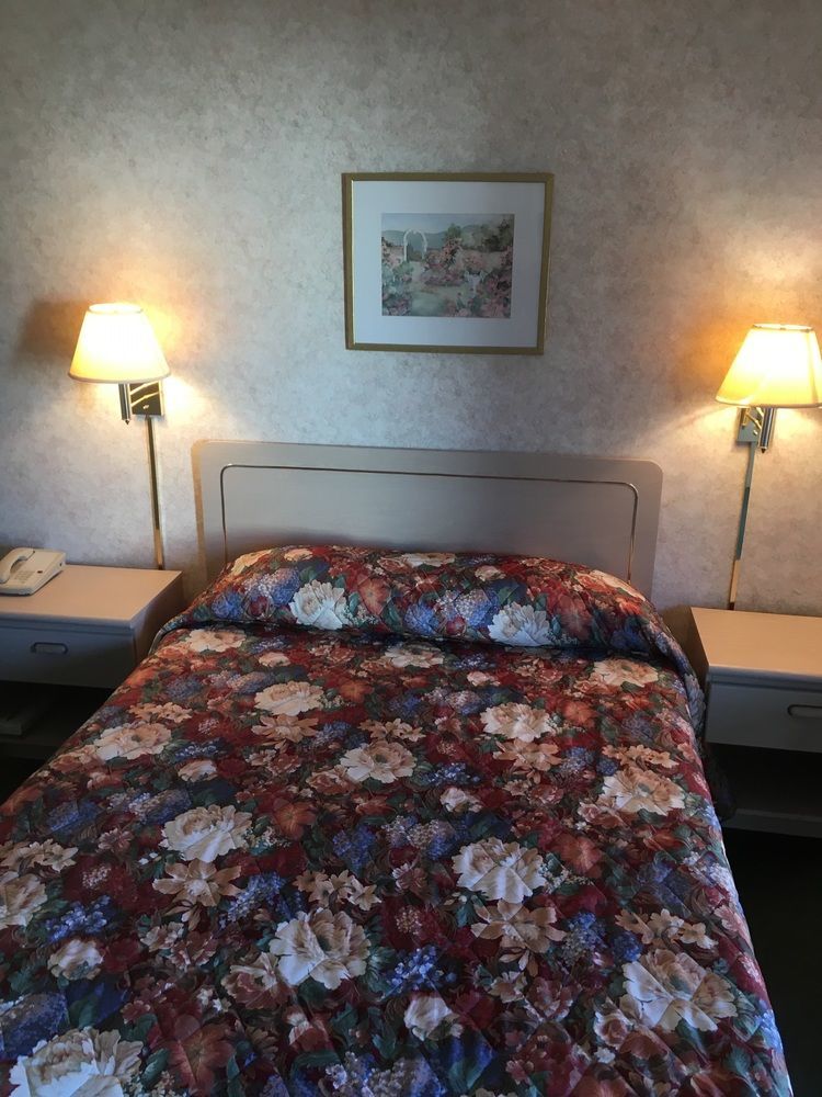 Motel The Springwater 2*
