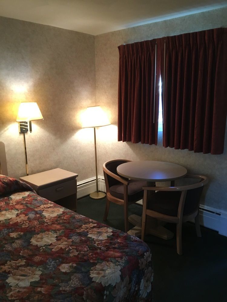 The Springwater Motel Ithaca