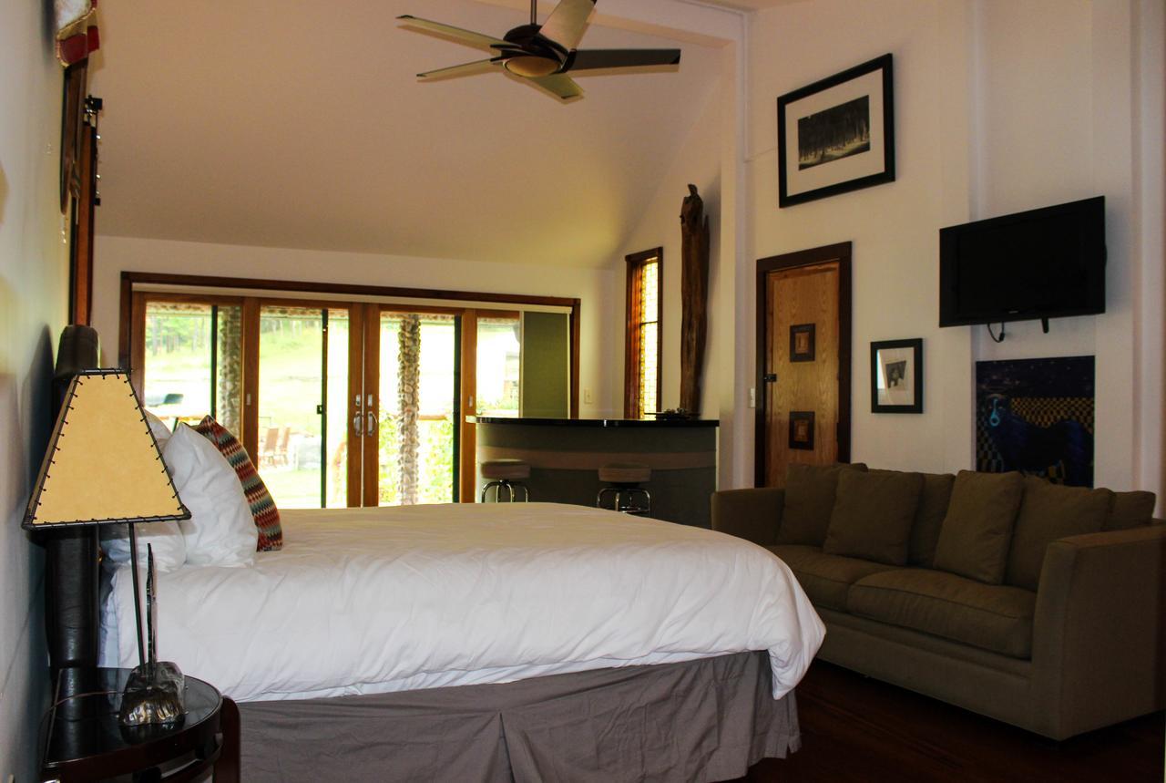 New Park Retreat Hotel