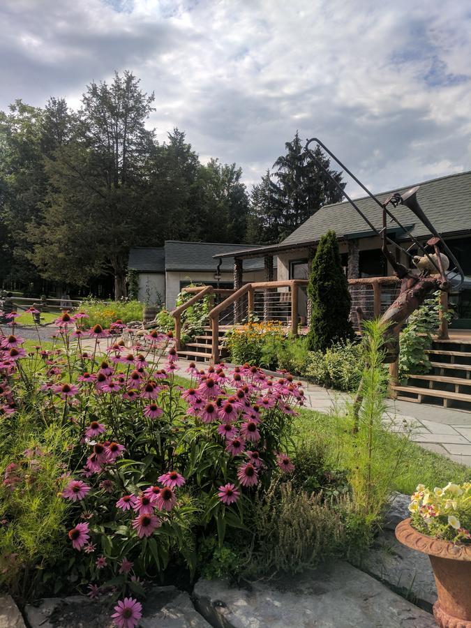 New Park Retreat Hotel Ithaca