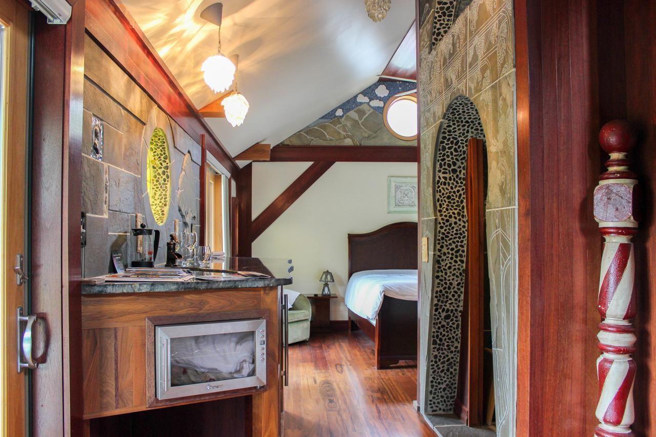 New Park Retreat Hotel