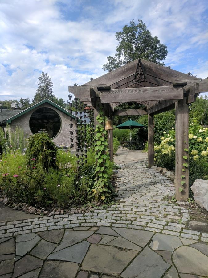 New Park Retreat 5*
