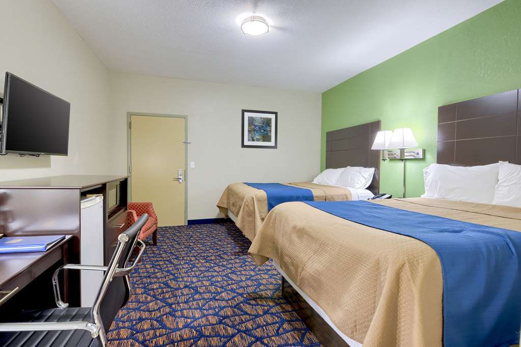Rodeway & Inn 2*