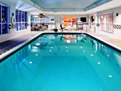Hampton 3*