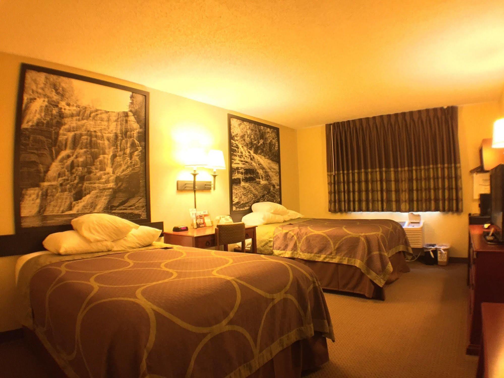 Super 8 By Wyndham Hotel Ithaca