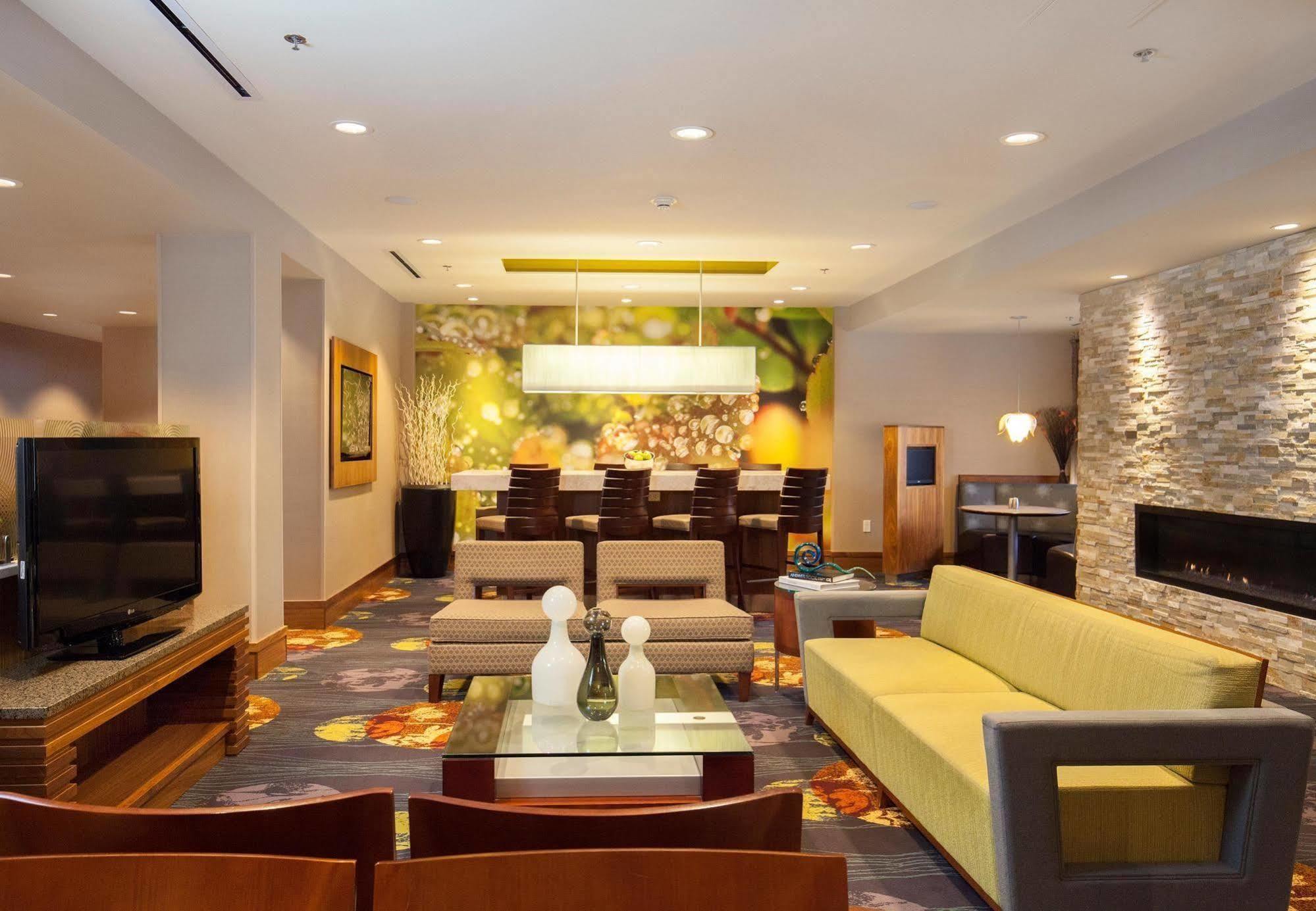 Hotel Courtyard By Marriott Airport/university Ithaca
